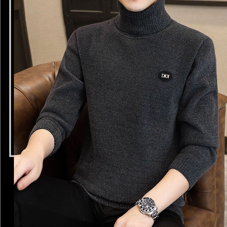 Warm turtleneck sweater for men